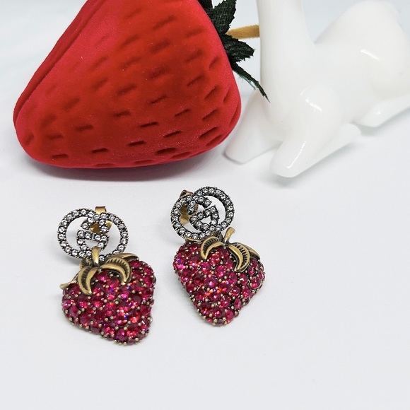 NEW Gucci Pink Crystal Strawberry Earrings - Picture 7 of 8